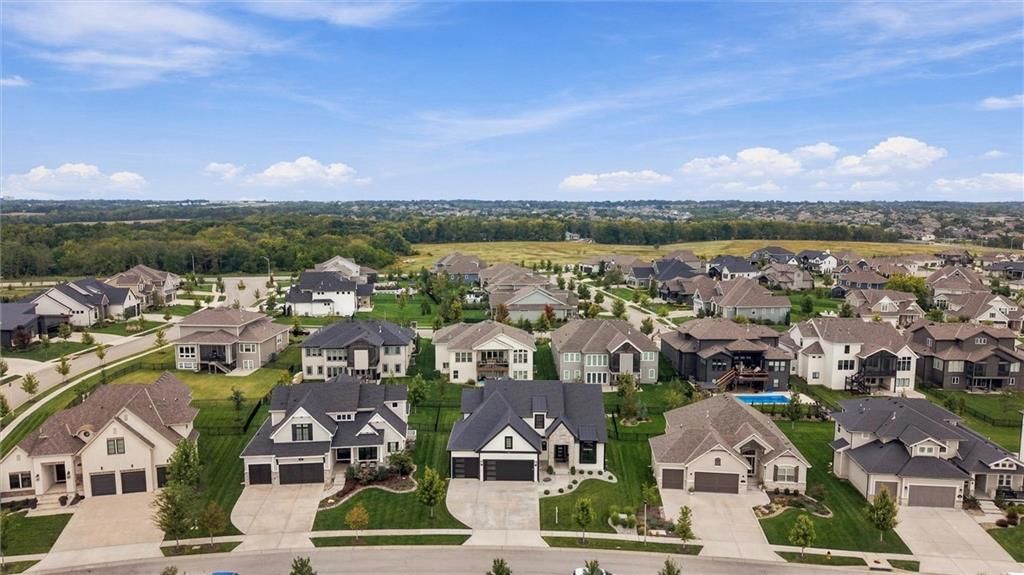 Photo 44 of 50 - 12602 W 169 Terrace, Overland Park, KS 66221