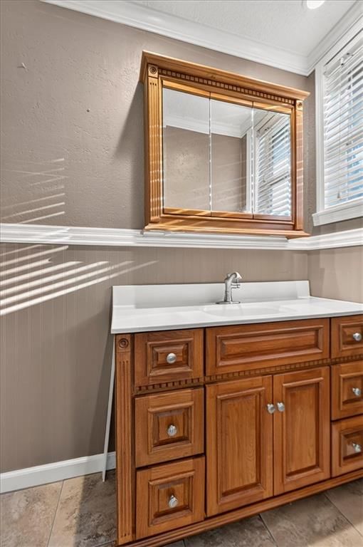 Photo 17 of 34 - 340 Champ Street, Peculiar, MO 64078