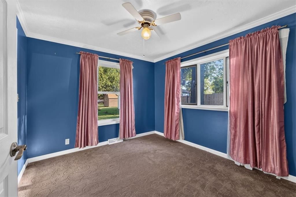 Photo 19 of 34 - 340 Champ Street, Peculiar, MO 64078