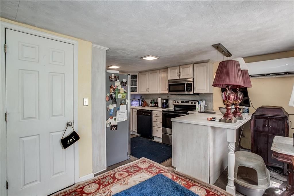 Photo 5 of 31 - 31103 E 315TH Street, Garden City, MO 64747