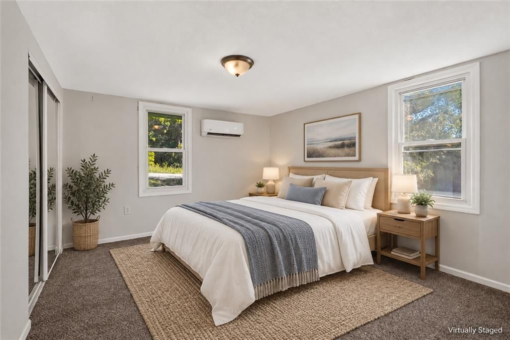 Photo 13 of 17 - 1217 E Parker Avenue, Independence, MO 64050