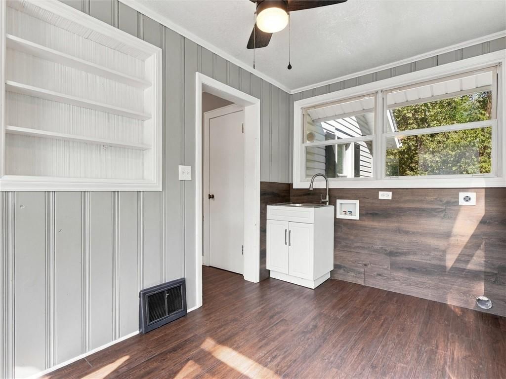 Photo 21 of 39 - 51 N Emerson Street, Kansas City, MO 64119