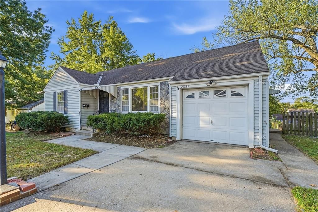 7625 Sni A Bar Road, Kansas City, MO: listing photo 3