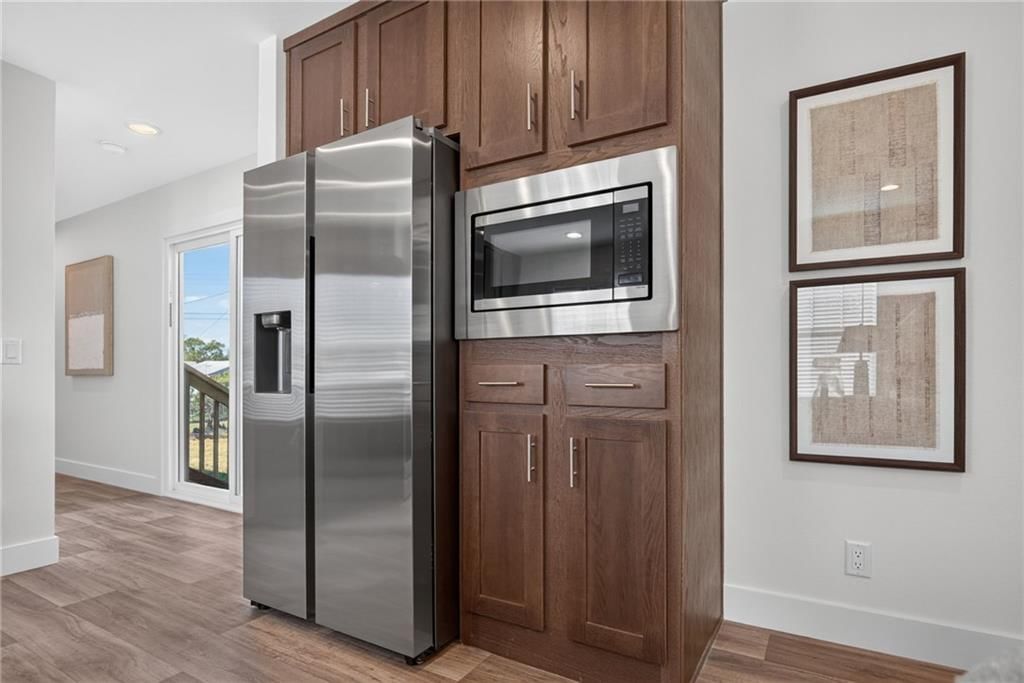 Photo 15 of 33 - 2544 Hiawatha Street, Kansas City, KS 66104