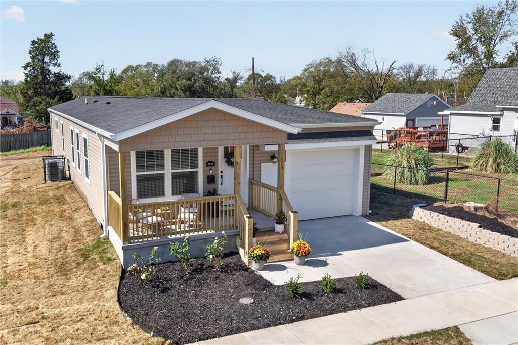 Photo 32 of 33 - 2544 Hiawatha Street, Kansas City, KS 66104