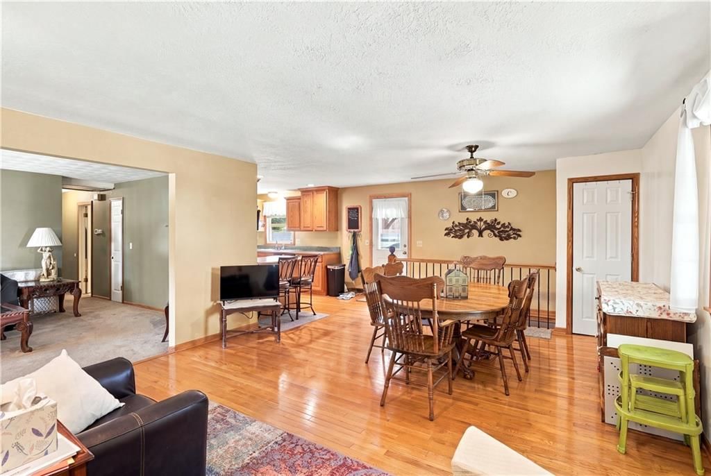 Photo 7 of 39 - 363 E Lowell Street, Claycomo, MO 64119