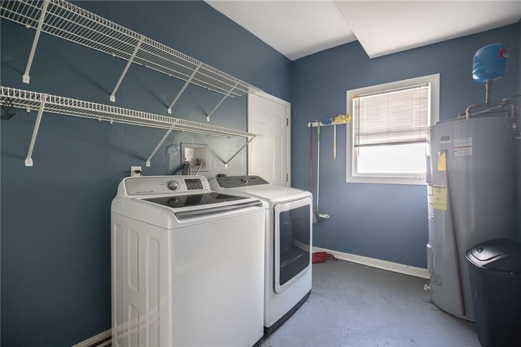 Photo 17 of 19 - 5619 Walmer Street, Mission, KS 66202