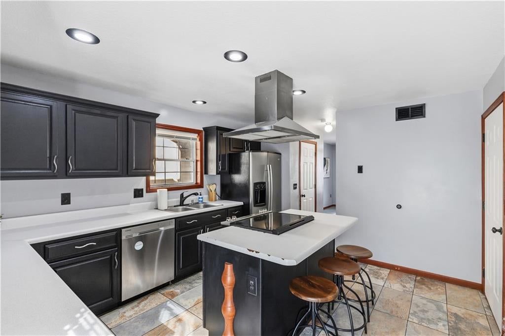 Photo 9 of 23 - 4404 Paseo Boulevard, Kansas City, MO 64110