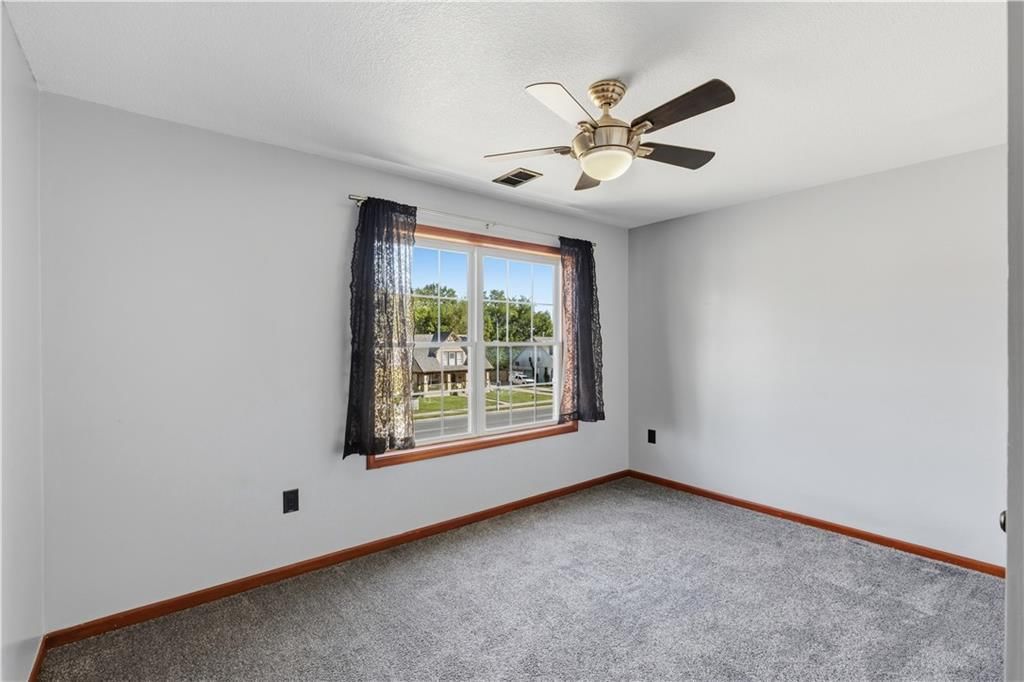Photo 20 of 23 - 4404 Paseo Boulevard, Kansas City, MO 64110