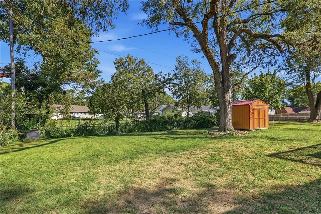 Photo 32 of 34 - 1505 Eastwood Road, Harrisonville, MO 64701