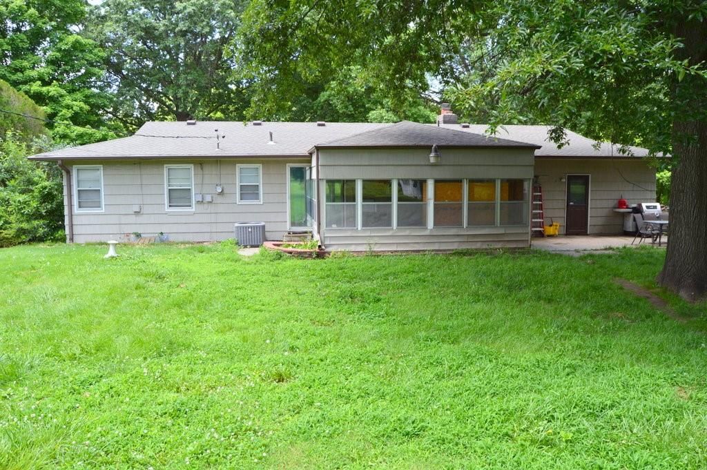 11403 Orchard Road, Kansas City, MO: listing photo 2