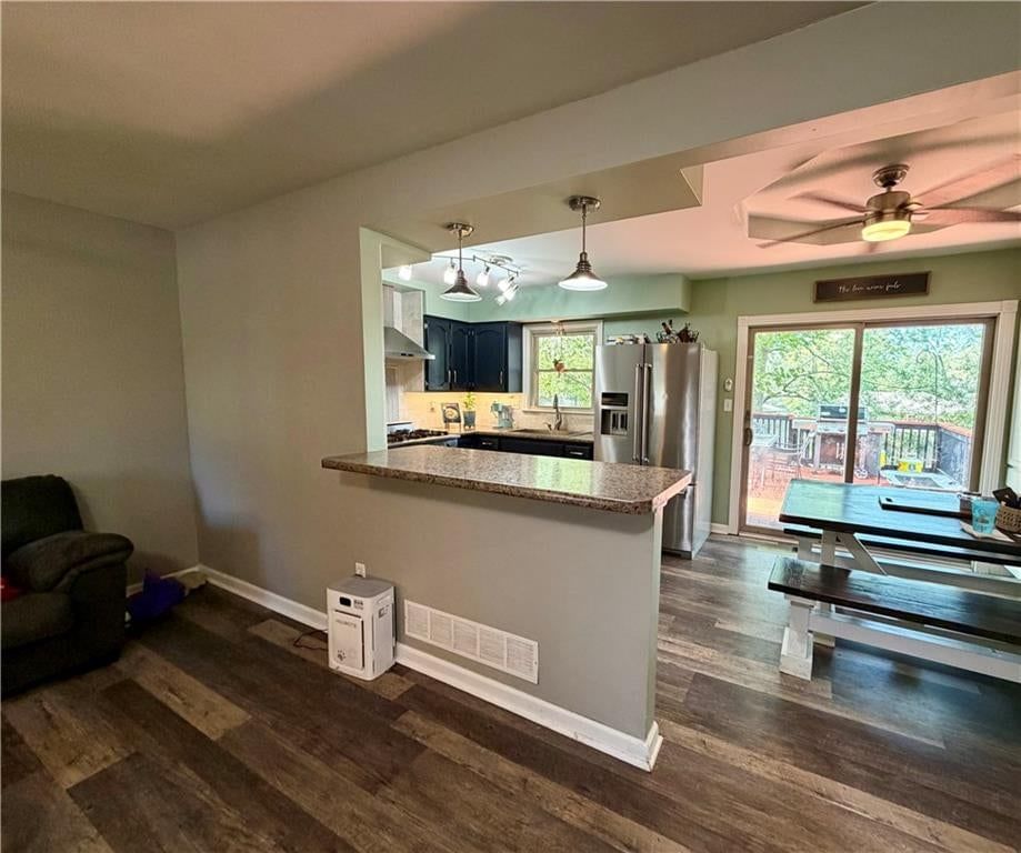 Photo 4 of 19 - 401 NE Sunnyside School Road, Blue Springs, MO 64015