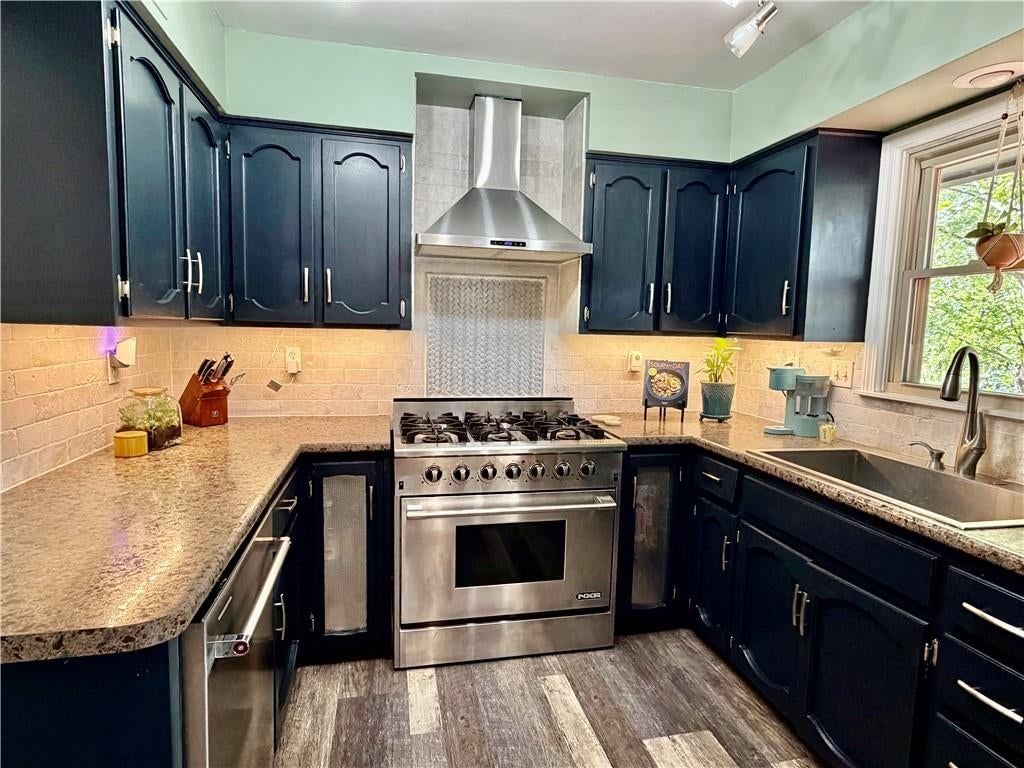 Photo 5 of 19 - 401 NE Sunnyside School Road, Blue Springs, MO 64015