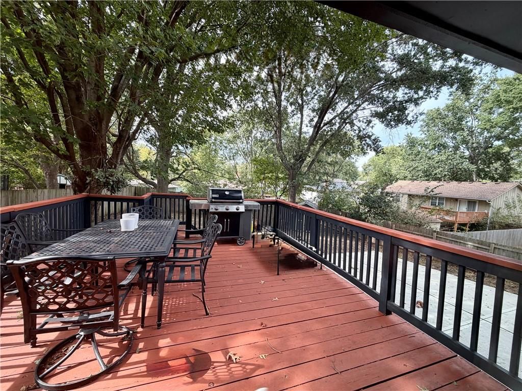 Photo 8 of 19 - 401 NE Sunnyside School Road, Blue Springs, MO 64015