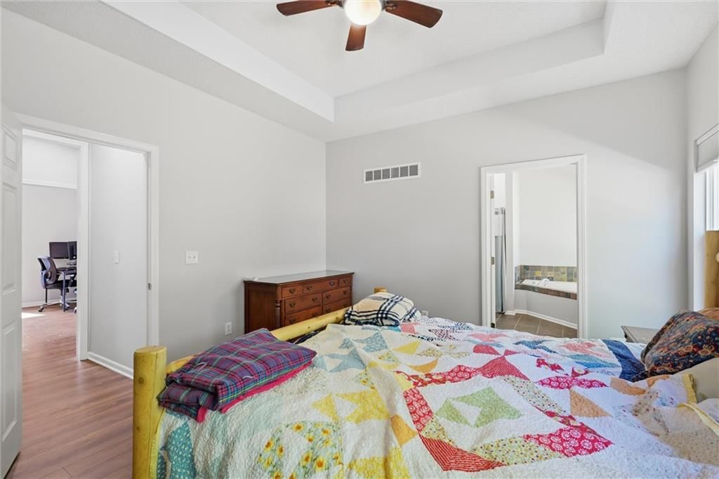 Photo 20 of 44 - 20426 W 220th Terrace, Spring Hill, KS 66083
