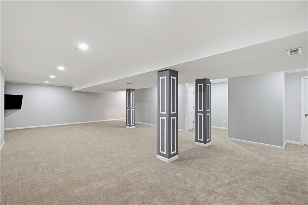 Photo 34 of 44 - 20426 W 220th Terrace, Spring Hill, KS 66083