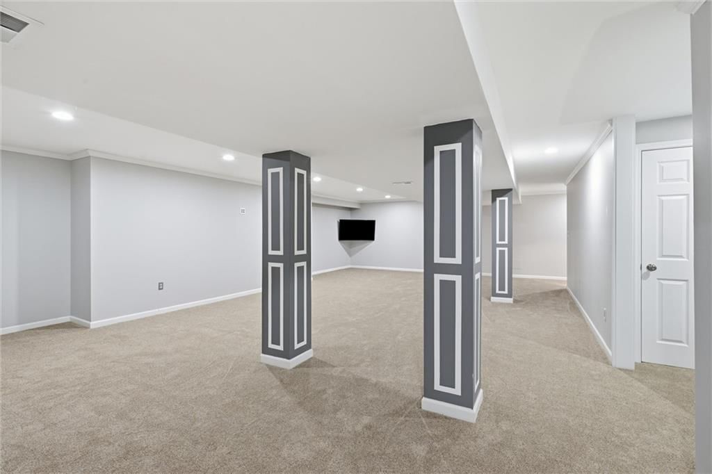 Photo 36 of 44 - 20426 W 220th Terrace, Spring Hill, KS 66083