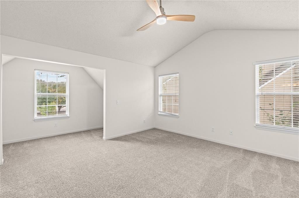 Photo 10 of 23 - 15928 W 91st Terrace, Lenexa, KS 66219