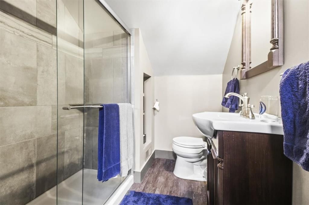 Photo 18 of 30 - 1608 Smith Street, Blue Springs, MO 64015
