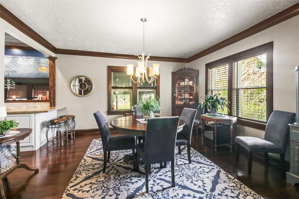 Photo 6 of 30 - 1608 Smith Street, Blue Springs, MO 64015