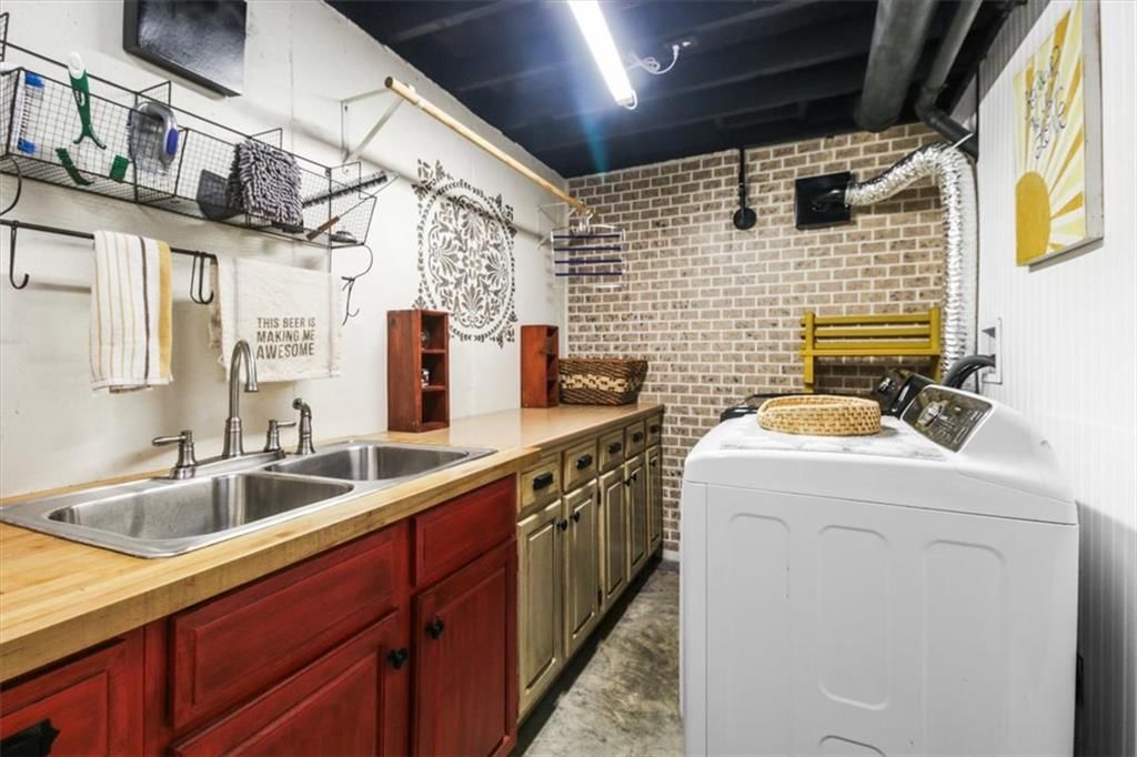 Photo 25 of 30 - 1608 Smith Street, Blue Springs, MO 64015