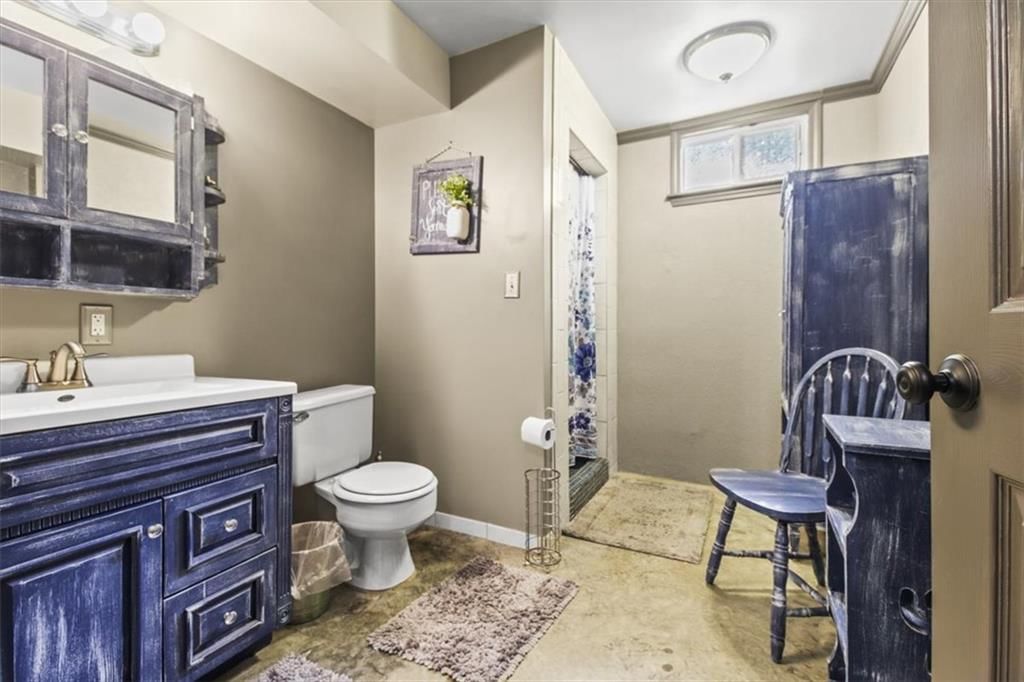 Photo 24 of 30 - 1608 Smith Street, Blue Springs, MO 64015