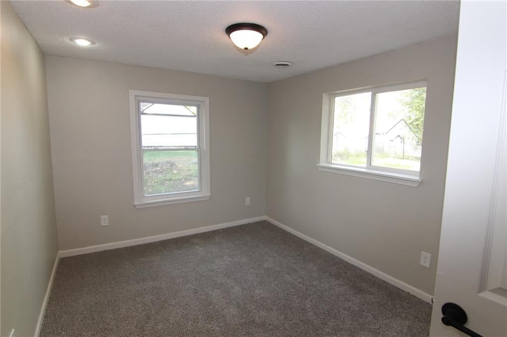 Photo 14 of 16 - 5638 Miami Avenue, Kansas City, KS 66106