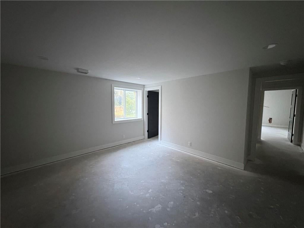 Photo 18 of 24 - 121 Teton Ridge, Lake Winnebago, MO 64034