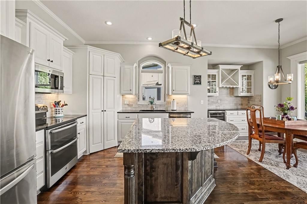 Photo 5: open floor plan, 16655 S Lind Road, Olathe, KS 66062
