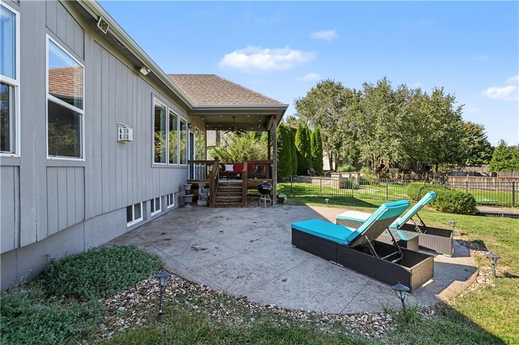 Photo 26: fenced yard, 16655 S Lind Road, Olathe, KS 66062