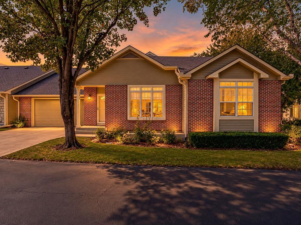 18665 W 158th Terrace, Olathe, KS