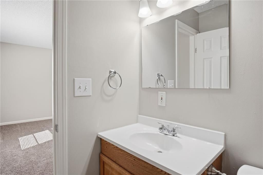 Photo 24 of 30 - 913 Susquehanna Ridge, Independence, MO 64056
