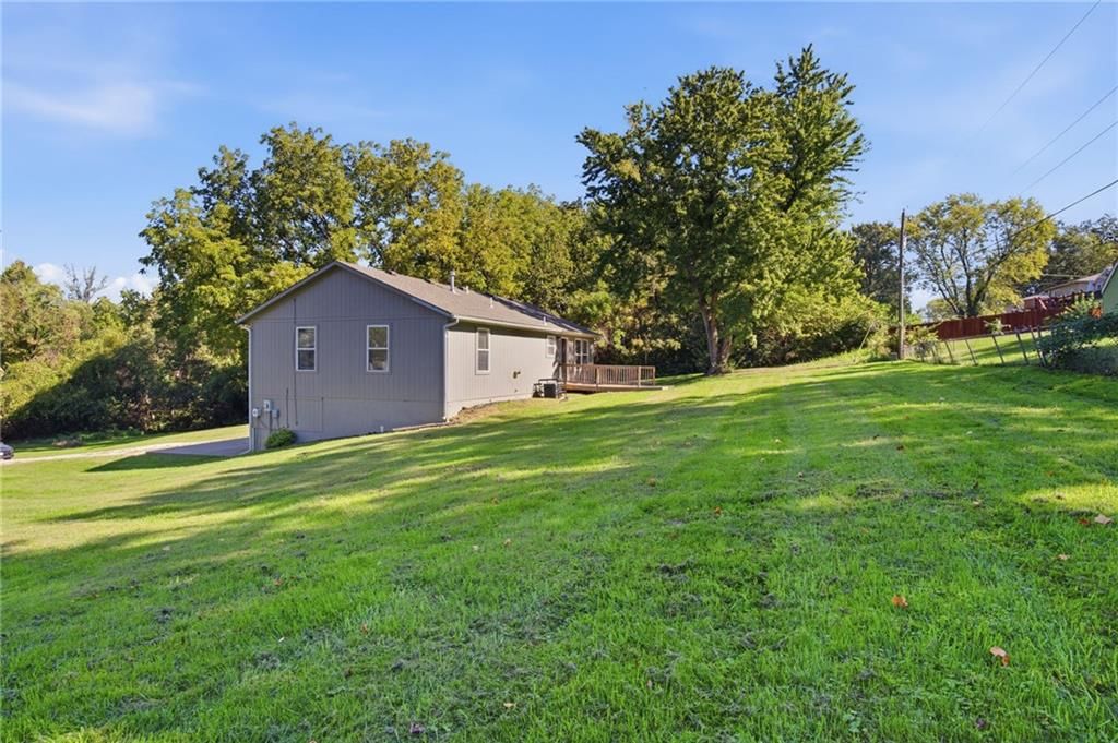 Photo 29 of 30 - 913 Susquehanna Ridge, Independence, MO 64056