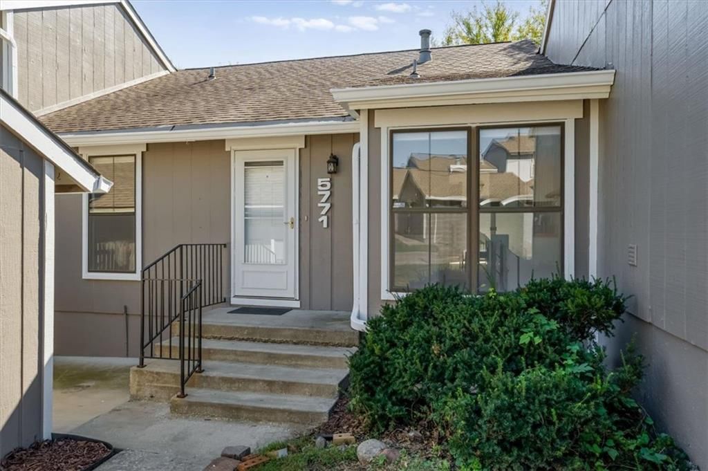 5771 N Anita Avenue, Kansas City, MO