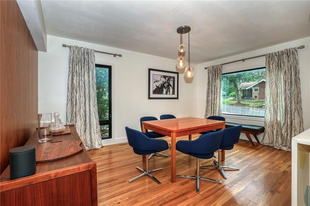 Photo 12 of 34 - 1600 W 51st Street, Kansas City, MO 64112
