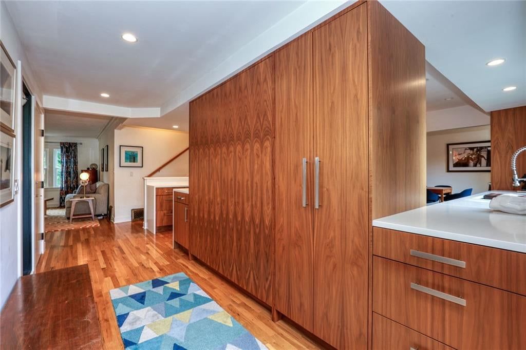 Photo 4 of 34 - 1600 W 51st Street, Kansas City, MO 64112