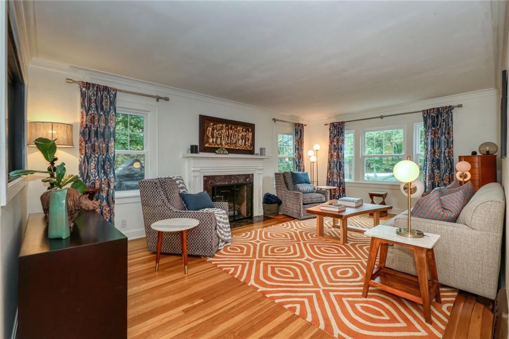 Fireplace, white trim and white walls at 1600 W 51st Street, Kansas City, MO 64112
