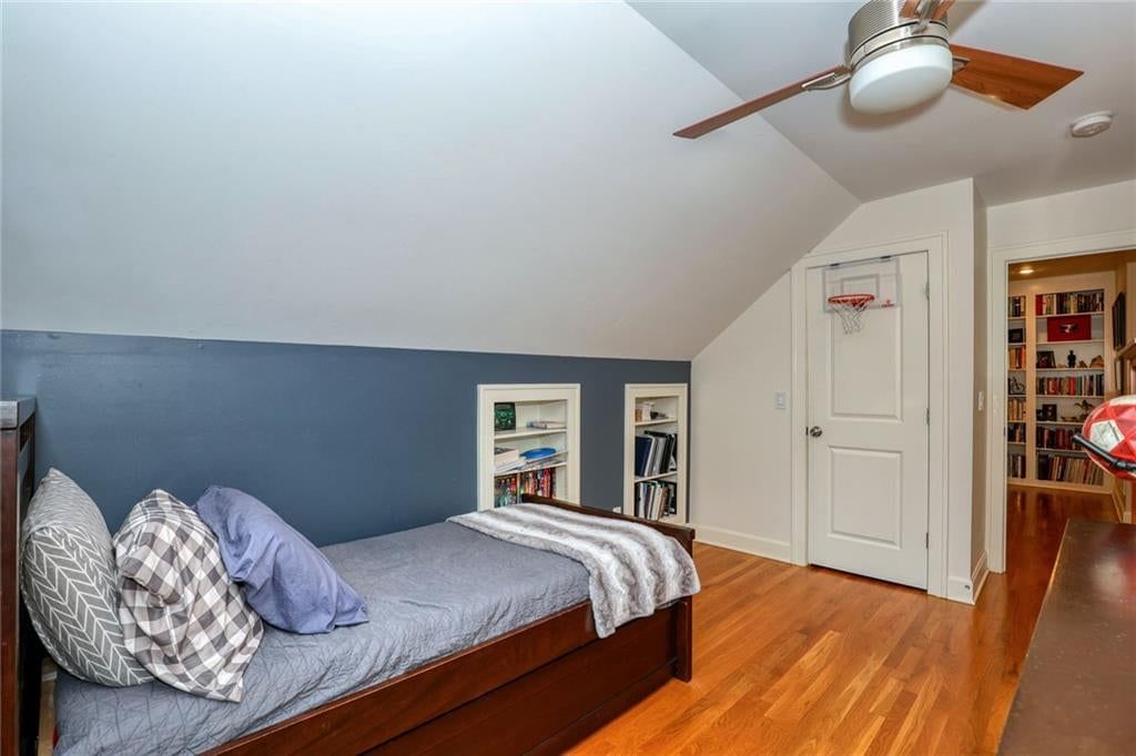 Photo 28 of 34 - 1600 W 51st Street, Kansas City, MO 64112