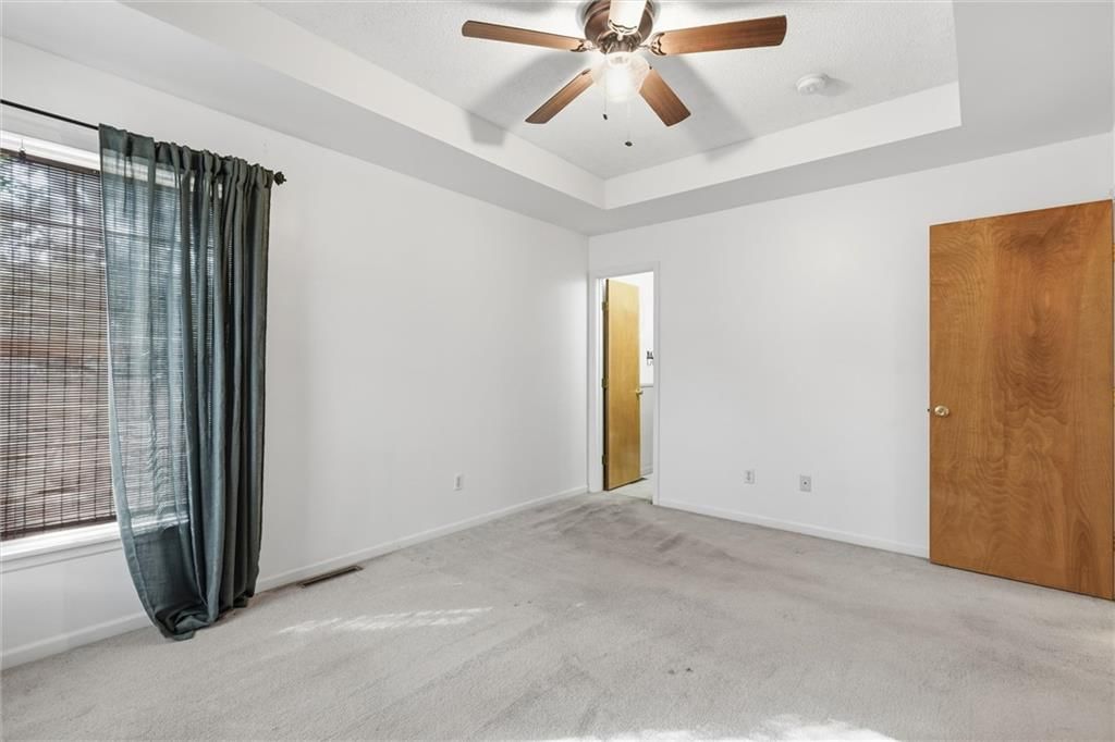 Photo 19 of 43 - 1302 Deena Street, Pleasant Hill, MO 64080