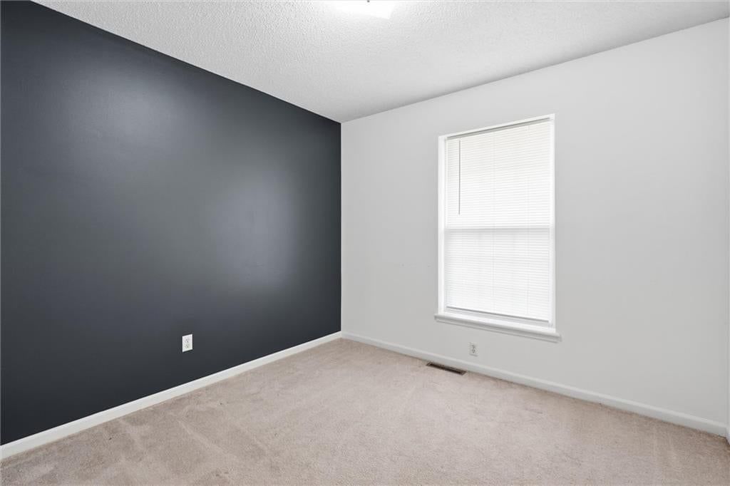 Photo 22 of 43 - 1302 Deena Street, Pleasant Hill, MO 64080