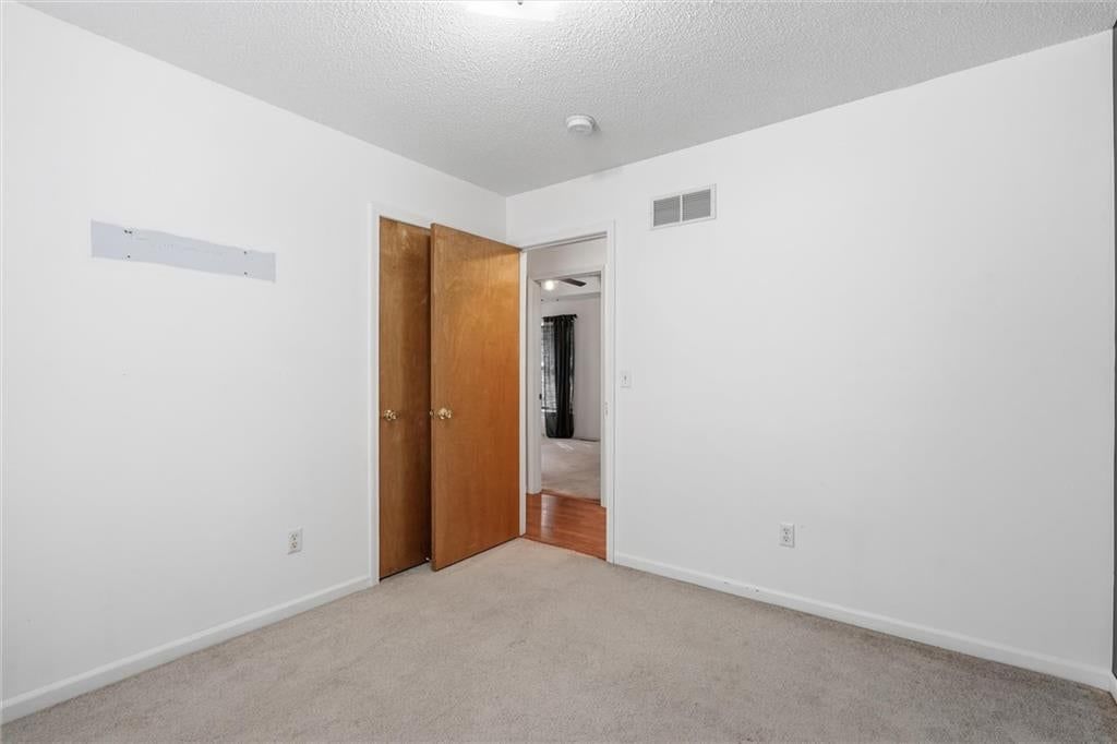Accent wall at 1302 Deena Street, Pleasant Hill, MO 64080