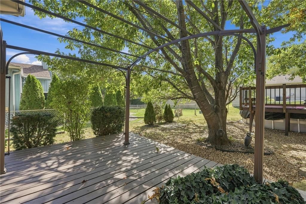 Photo 31 of 43 - 1302 Deena Street, Pleasant Hill, MO 64080