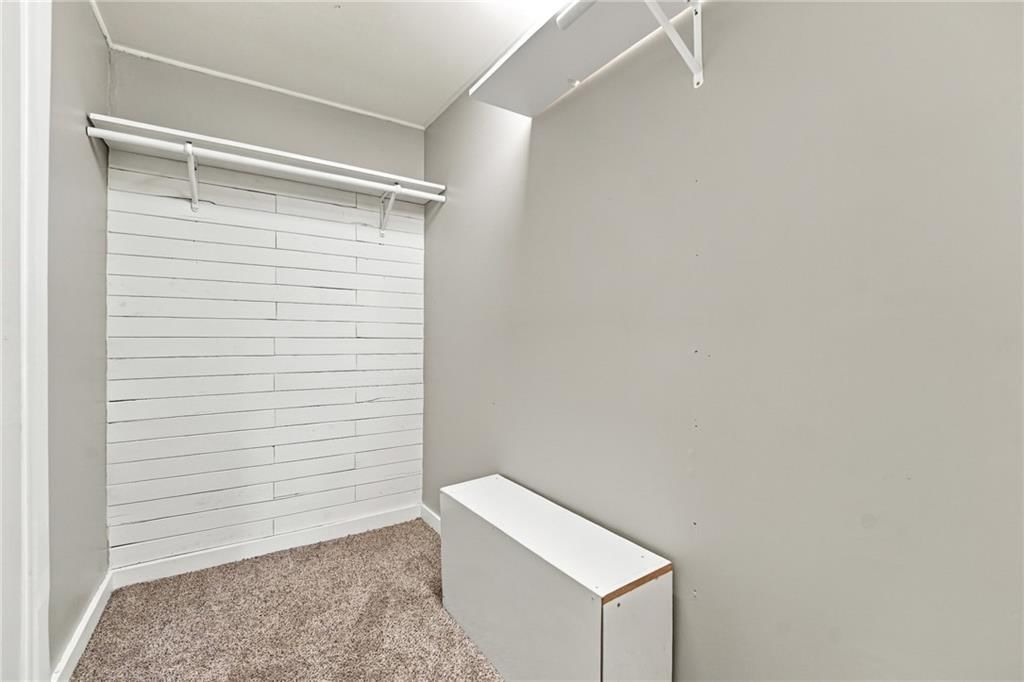 Photo 45 of 62 - 720 W 7th Street, Leavenworth, KS 66048