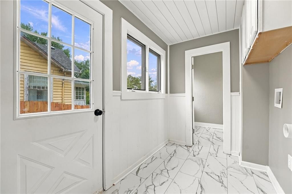 Photo 26 of 62 - 720 W 7th Street, Leavenworth, KS 66048