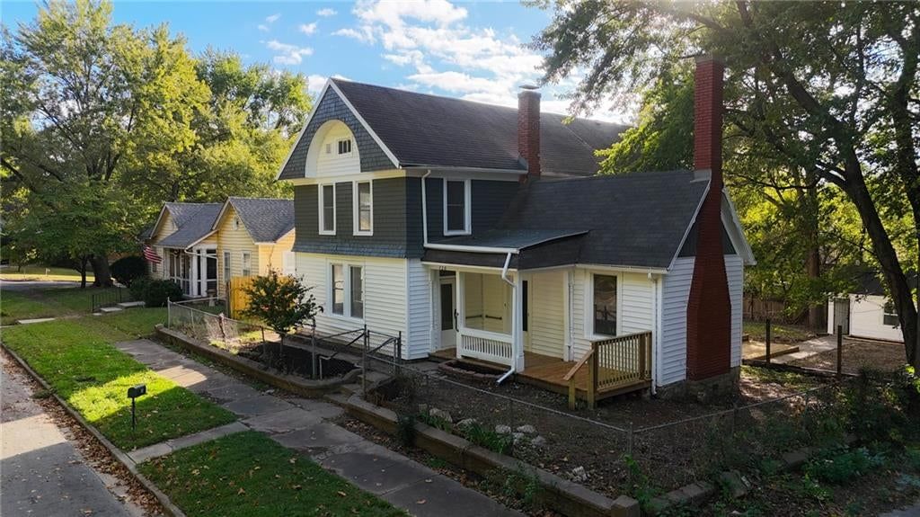 Photo 47 of 62 - 720 W 7th Street, Leavenworth, KS 66048