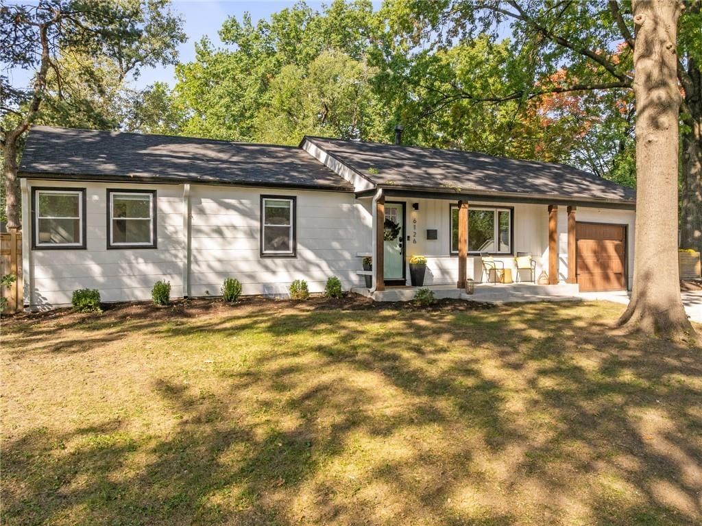 6126 Granada Street, Fairway, KS: listing photo 2