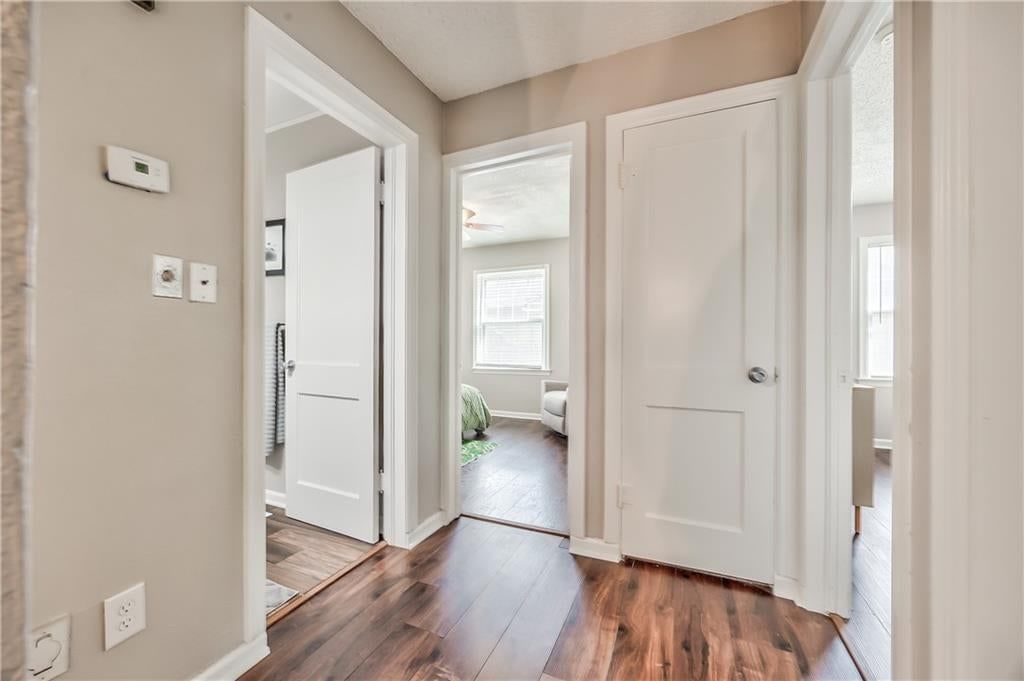 Photo 23 of 35 - 8425 Boone Street, Kansas City, MO 64114