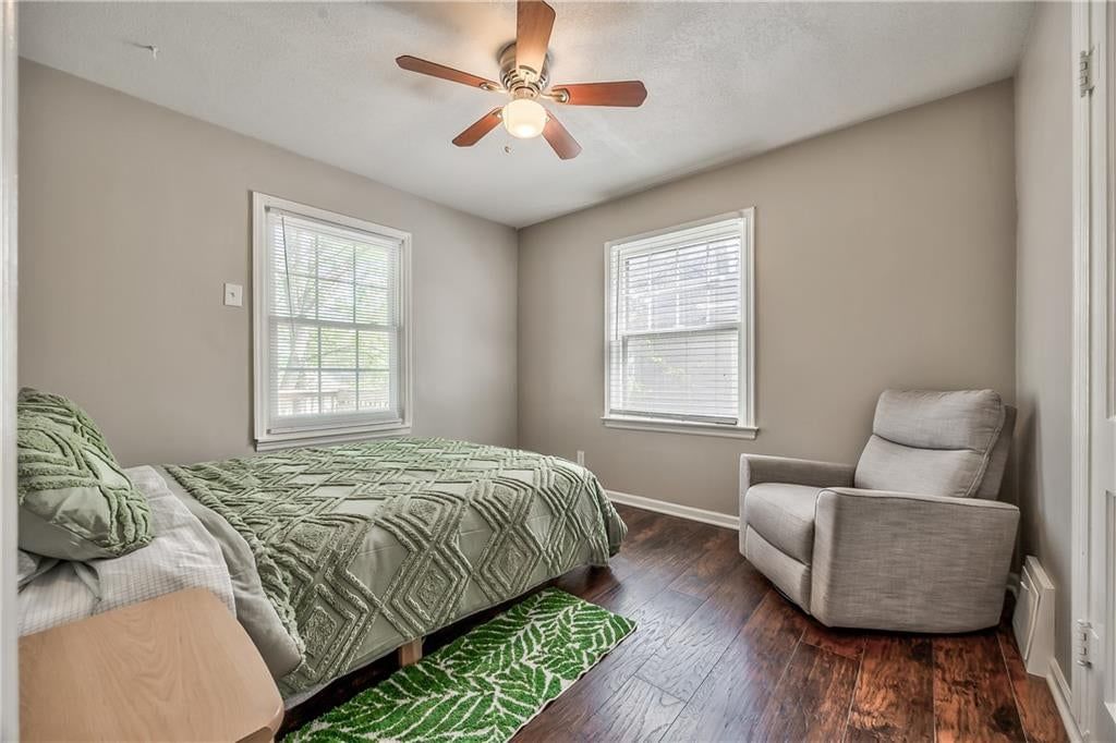 Photo 24 of 35 - 8425 Boone Street, Kansas City, MO 64114