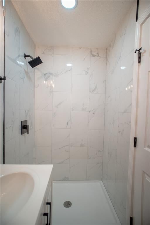 Photo 12 of 22 - 3201 Hagemann Street, Kansas City, KS 66106