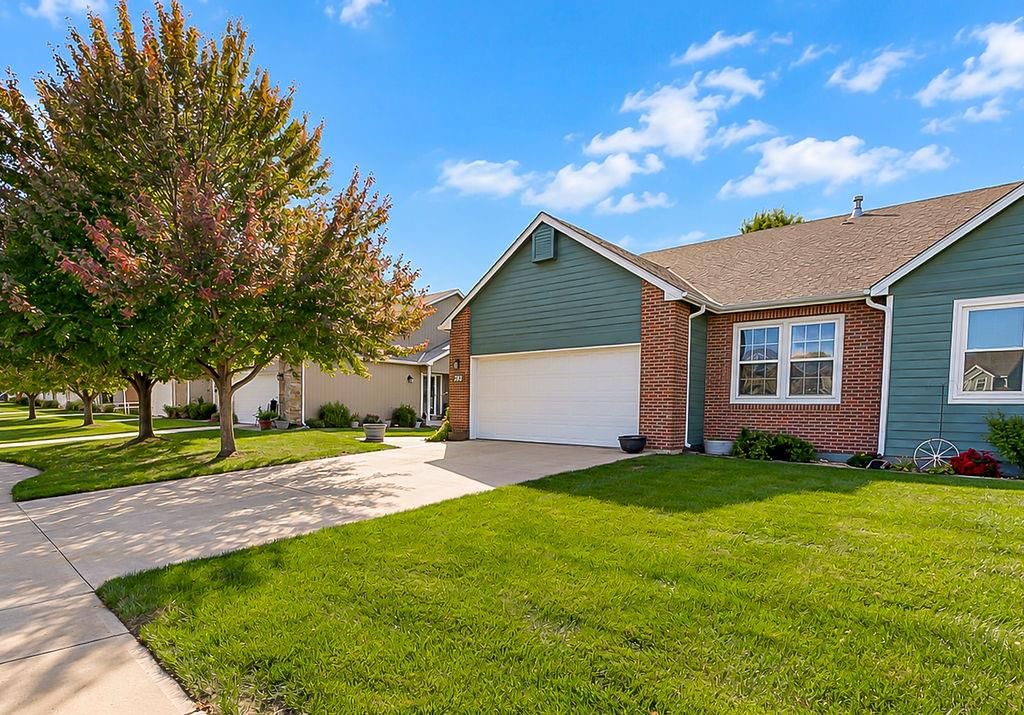 792 S Poplar Street, Gardner, KS: listing photo 2